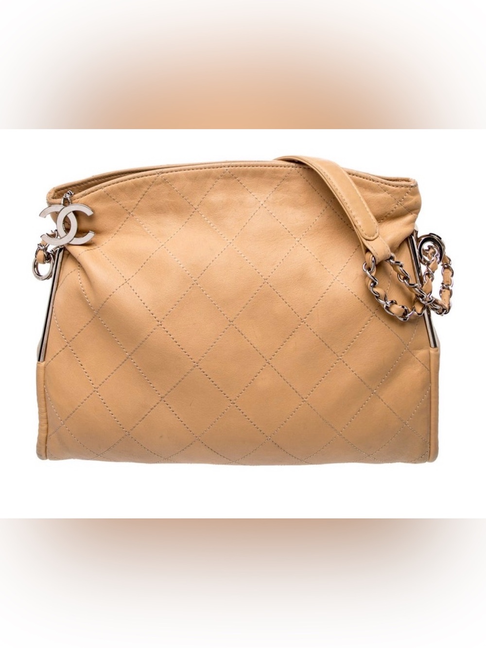 CHANEL Quilted Lambskin Shoulder Bag Soft Hobo